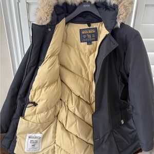 Woolrich Black Women's Down Arctic Parka